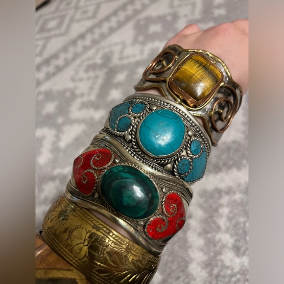 5 Native american jewelry bracelet Bundle Turquoise Bronze Stone Red Cuff Green. - Picture 5 of 11